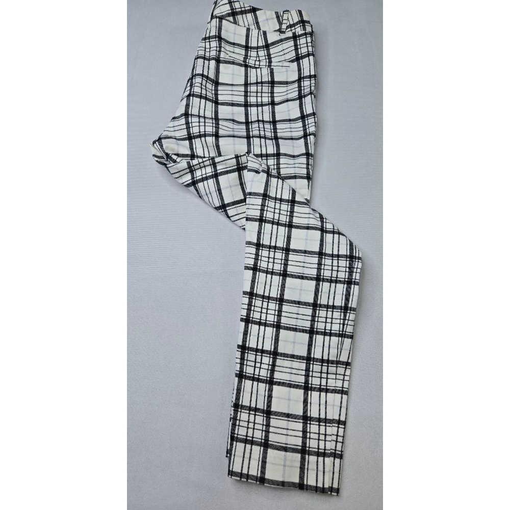 Chic by Jacob | Women | Plaid Pants| black and White | Size 8